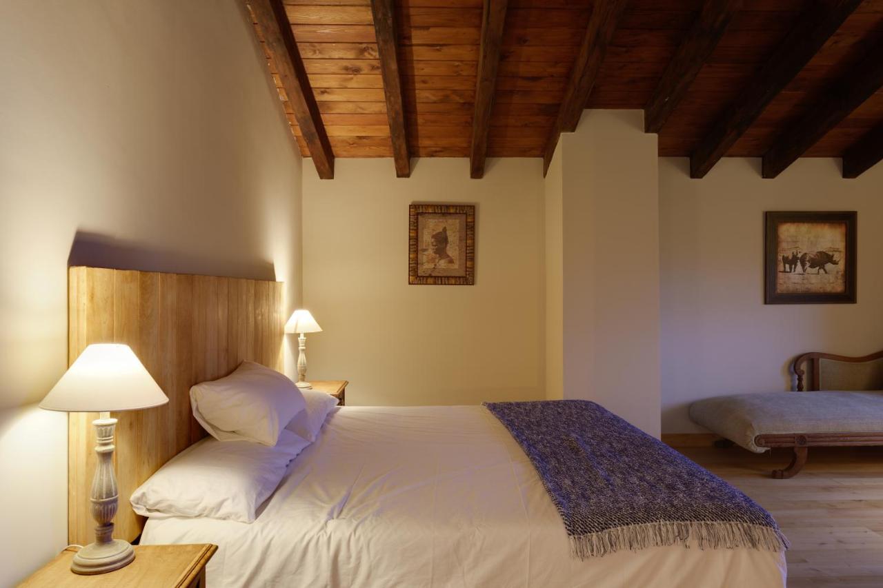Apikale Guest House Ea ภายนอก รูปภาพ