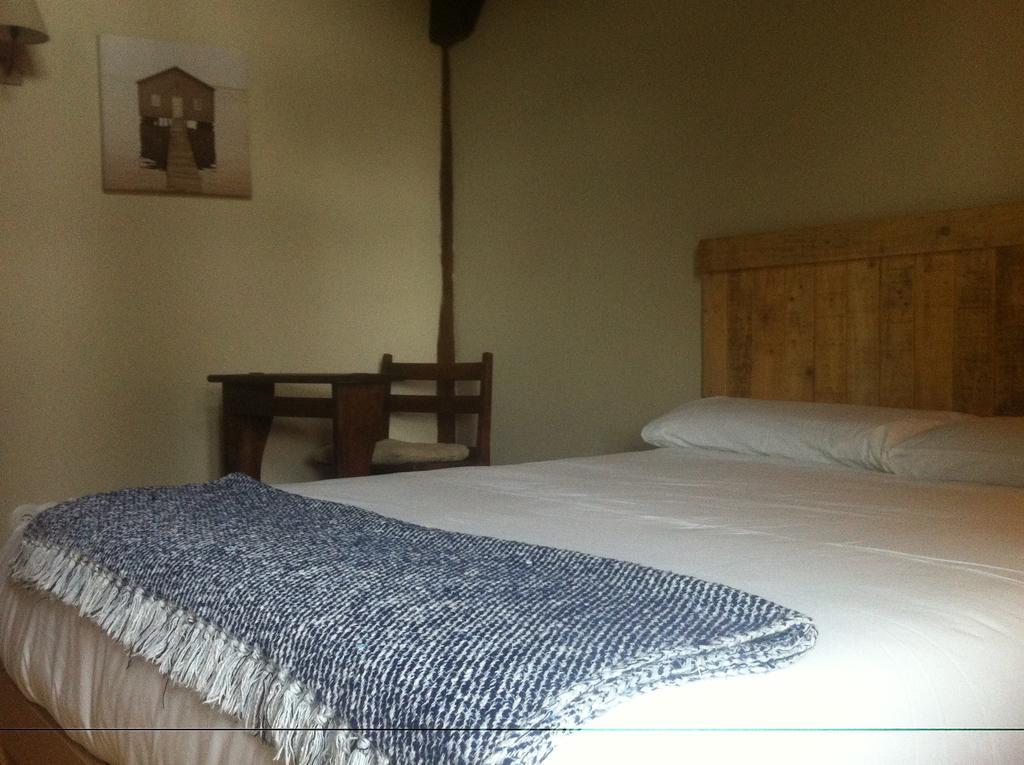 Apikale Guest House Ea ภายนอก รูปภาพ