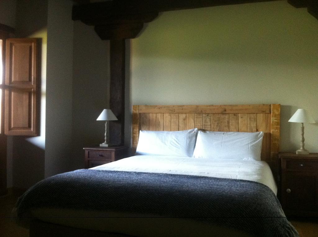 Apikale Guest House Ea ภายนอก รูปภาพ